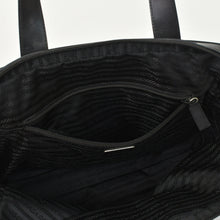 Load image into Gallery viewer, 極美品 PRADA プラダ トライアングルロゴ プレート ハンドバッグ ブラック ナイロン レザー シルバー金具 中古 4b011686