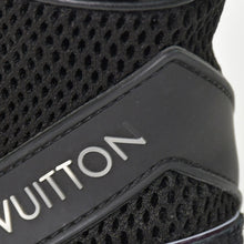 Load image into Gallery viewer, 極美品 LOUIS VUITTON ルイ ヴィトン ローリエ―トライン アンクルブーツ 1A4W5K ブラック スウェード カーフ サイズ37 中古 4b011769