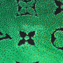 Load image into Gallery viewer, 極美品 LOUIS VUITTON ルイヴィトン モノグラム ベルベット パンツ RM241M FVH HQY32W サイズS 総柄 マルチカラー 中古 4b011782