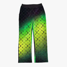 Load image into Gallery viewer, 極美品 LOUIS VUITTON ルイヴィトン モノグラム ベルベット パンツ RM241M FVH HQY32W サイズS 総柄 マルチカラー 中古 4b011782