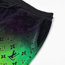 Load image into Gallery viewer, 極美品 LOUIS VUITTON ルイヴィトン モノグラム ベルベット パンツ RM241M FVH HQY32W サイズS 総柄 マルチカラー 中古 4b011782