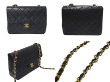 Load image into Gallery viewer, 極美品 CHANEL シャネル 縦長 15cm ミニマトラッセ20 チェーンショルダーバッグ 1番台 ラムスキン ブラック ゴールド 中古 4b001180