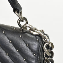 Load image into Gallery viewer, SAINT LAURENT サンローラン カレッジ ショルダーバッグ 428056 GUE428056.0916 レザー ブラック シルバー金具 美品 中古 4b011848