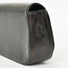 Load image into Gallery viewer, LOUIS VUITTON ルイヴィトン クラッチバッグ エピ ポシェット ソブ ノワール×シルバー エピ エレクトリック セカンドバッグ カラー ブラック 美品 中古 4b011875