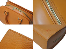 Load image into Gallery viewer, 極美品 LOUIS VUITTON ルイヴィトン ポンヌフ ハンドバッグ M5205H エピレザー マンダリン ゴールド金具 中古 4b001188