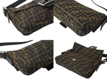 画像をギャラリービューアに読み込む, FENDI フェンディ ズッカ柄 マンマバケット ワンショルダーバッグ 26424 ブラウン シルバー金具 美品 中古 4b001207