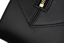 Load image into Gallery viewer, 極美品 LOUIS VUITTON ルイヴィトン サブロン ハンドバッグ M52042 ブラック エピレザー ゴールド金具 中古 4b001213