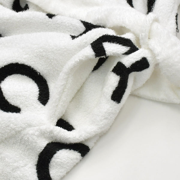 Like new CHANEL Logo Bathrobe Jacket P74329V66015 Gown Black White Size M Used 4a000083