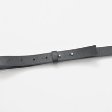 画像をギャラリービューアに読み込む, 極美品 CHANEL シャネル レザーサスペンダー A23S刻印 サイズM ココマーク ラインストーン ブラック クリア シルバー 中古 4b012151