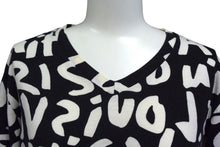 画像をギャラリービューアに読み込む, LOUIS VUITTON ルイヴィトン 半袖Tシャツ WOTS09JES サイズM グラフィティ Vネック ブラック ホワイト 美品 中古 4b001227
