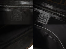 画像をギャラリービューアに読み込む, FENDI フェンディ マンマバケット ワンショルダーバッグ 26424 ズッカ柄 ブラウン キャンバス レザー シルバー金具 美品 中古 4b001231