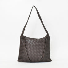 Load image into Gallery viewer, BOTTEGA VENETA ボッテガヴェネタ ホーボー イントレチャート ショルダーバッグ 10100101226PGA ブラウン 美品 中古 4b012439