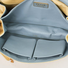 Load image into Gallery viewer, 極美品 PRADA プラダ ワンショルダーバッグ BR2396 レザー ベージュ ブルー サウンドロック マットゴールド金具 中古 4b012451