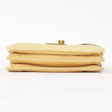 Load image into Gallery viewer, 極美品 PRADA プラダ ワンショルダーバッグ BR2396 レザー ベージュ ブルー サウンドロック マットゴールド金具 中古 4b012451