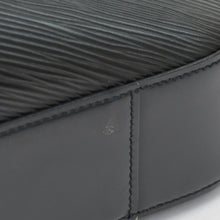 Load image into Gallery viewer, 極美品 LOUIS VUITTON ルイヴィトン レヴリ ワンショルダーバッグ ハンドバッグ M52162 ブラック エピレザー 中古 4b012458