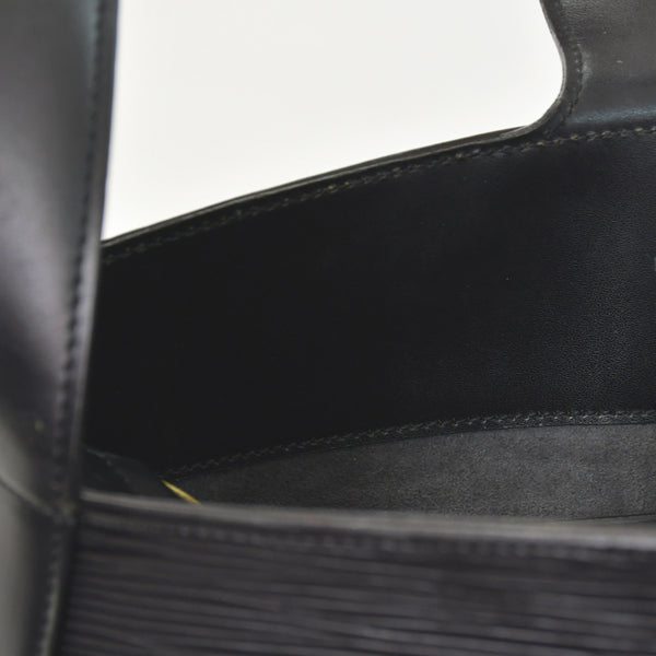 極美品 LOUIS VUITTON ルイヴィトン レヴリ ワンショルダーバッグ ハンドバッグ M52162 ブラック エピレザー 中古 4b012458