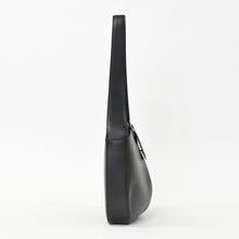 Load image into Gallery viewer, 極美品 LOUIS VUITTON ルイヴィトン レヴリ ワンショルダーバッグ ハンドバッグ M52162 ブラック エピレザー 中古 4b012458
