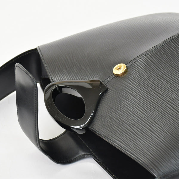 極美品 LOUIS VUITTON ルイヴィトン レヴリ ワンショルダーバッグ ハンドバッグ M52162 ブラック エピレザー 中古 4b012458