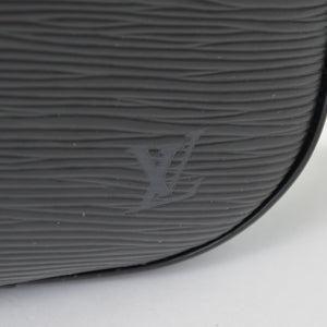 極美品 LOUIS VUITTON ルイヴィトン レヴリ ワンショルダーバッグ ハンドバッグ M52162 ブラック エピレザー 中古 4b012458