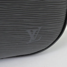 Load image into Gallery viewer, 極美品 LOUIS VUITTON ルイヴィトン レヴリ ワンショルダーバッグ ハンドバッグ M52162 ブラック エピレザー 中古 4b012458