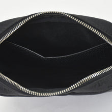 Load image into Gallery viewer, 新品未使用 Christian Dior クリスチャンディオール ショルダーバッグ ブラック キャンバス シルバー金具 美品 中古 4b012472