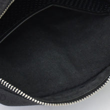 Load image into Gallery viewer, 新品未使用 Christian Dior クリスチャンディオール ショルダーバッグ ブラック キャンバス シルバー金具 美品 中古 4b012472