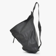 Load image into Gallery viewer, 極美品 LOEWE ロエベ アナグラム アントンスリング ショルダーバッグ レザー ブラック シルバー金具 中古 4b012575