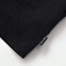 Load image into Gallery viewer, Supreme シュプリーム ロゴ スウェット パーカー ブラック トップス フーディ サイズM 18SS 美品 中古 4b012592