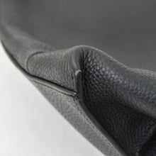 Load image into Gallery viewer, 極美品 LOEWE ロエベ Tバックパック リュック デイパック アナグラム カーフレザー ブラック シルバー金具 中古 4b012616