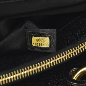 Very Good Condition CHANEL Chain Tote Bag GST Black Caviar Skin A50995 Coco Mark Black Gold Hardware Used 4a001276