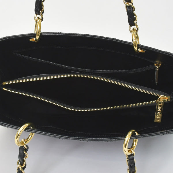 Very Good Condition CHANEL Chain Tote Bag GST Black Caviar Skin A50995 Coco Mark Black Gold Hardware Used 4a001276