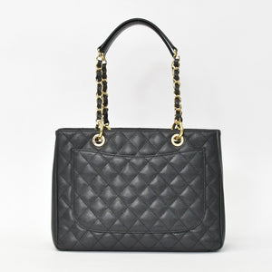 Very Good Condition CHANEL Chain Tote Bag GST Black Caviar Skin A50995 Coco Mark Black Gold Hardware Used 4a001276