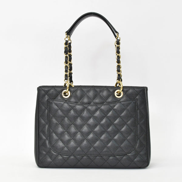 Very Good Condition CHANEL Chain Tote Bag GST Black Caviar Skin A50995 Coco Mark Black Gold Hardware Used 4a001276