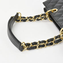 画像をギャラリービューアに読み込む, 極美品 CHANEL シャネル チェーントートバッグ GST ブラック キャビアスキン A50995 ココマーク ブラック ゴールド金具 中古 4a001276