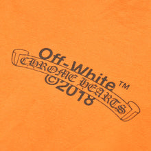 Load image into Gallery viewer, CHROME HEARTS × OFF-WHITE クロムハーツ × オフホワイト 18SS スクロールロゴ プルオーバーフーディー オレンジ サイズS 中古 4b010604