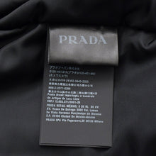 Load image into Gallery viewer, 極美品 PRADA プラダ 21AW Nappa Leather Bomber Jacket ボンバージャケット MA-1 UPW399 ナッパレザー ブラック 中古 4b012997
