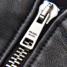 Load image into Gallery viewer, 極美品 PRADA プラダ 21AW Nappa Leather Bomber Jacket ボンバージャケット MA-1 UPW399 ナッパレザー ブラック 中古 4b012997