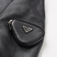 Load image into Gallery viewer, 極美品 PRADA プラダ 21AW Nappa Leather Bomber Jacket ボンバージャケット MA-1 UPW399 ナッパレザー ブラック 中古 4b012997