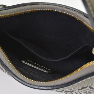 [USED/中古]LOEWE ロエベ ショルダーバッグ シルバー キャンバス レザー ゴールド金具 Bランク 中古 4b013018