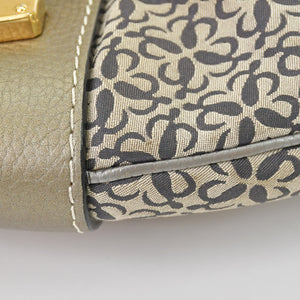 [USED/中古]LOEWE ロエベ ショルダーバッグ シルバー キャンバス レザー ゴールド金具 Bランク 中古 4b013018
