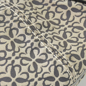 [USED/中古]LOEWE ロエベ ショルダーバッグ シルバー キャンバス レザー ゴールド金具 Bランク 中古 4b013018