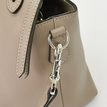 Load image into Gallery viewer, FENDI フェンディ バイザウェイ 2WAY ハンドバッグ 8BL124 ベージュ レザー シルバー金具 美品 中古 4b013023