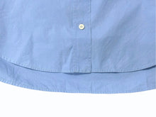 Load image into Gallery viewer, MIUMIU ミュウミュウ ポプリン 長袖ボタンダウンシャツ MK1626 サイズ40 ブルー オーバーサイズ ロゴ刺繍 美品 中古 4b001308