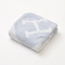 Load image into Gallery viewer, 新品未使用 HERMES エルメス ハンカチ 二枚セット A171203 ブルー ピンク ホワイト コットン ギフト 中古 4b013132