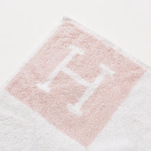 Load image into Gallery viewer, 新品未使用 HERMES エルメス ハンカチ 二枚セット A171203 ブルー ピンク ホワイト コットン ギフト 中古 4b013132