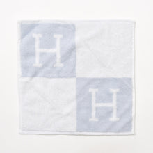 Load image into Gallery viewer, 新品未使用 HERMES エルメス ハンカチ 二枚セット 102831M ブルー ホワイト コットン エチケット ギフト 中古 4b013134