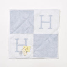 Load image into Gallery viewer, 新品未使用 HERMES エルメス ハンカチ 二枚セット 102831M ブルー ホワイト コットン エチケット ギフト 中古 4b013134