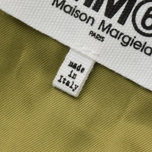 Load image into Gallery viewer, 極美品 Maison Margiela メゾン マルジェラ ZIP LEATHER JACKET レザージャケット S52AM0215 サイズ40 カーキ 中古 4b013476