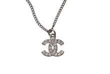 Load image into Gallery viewer, 極美品 CHANEL シャネル ネックレス ココマーク アクセサリー ラインストーン イタリア製 09V刻印 5.6g シルバー 中古 4b001367