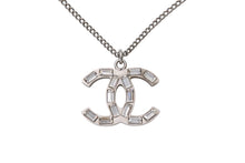 Load image into Gallery viewer, 極美品 CHANEL シャネル ココマーク ネックレス アクセサリー メタル スクエアラインストーン シルバー 9.0g 中古 4b001365